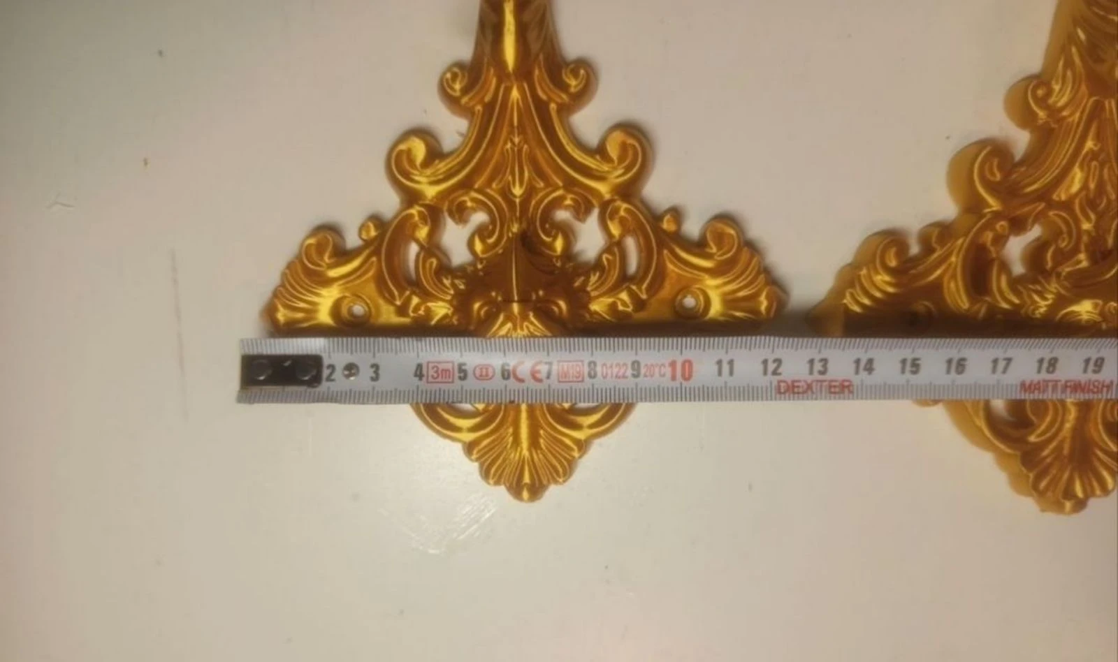 2 Wall-mounted baroque towel and jacket hangers with royal eagle head in golden color 🌟 – photo 7